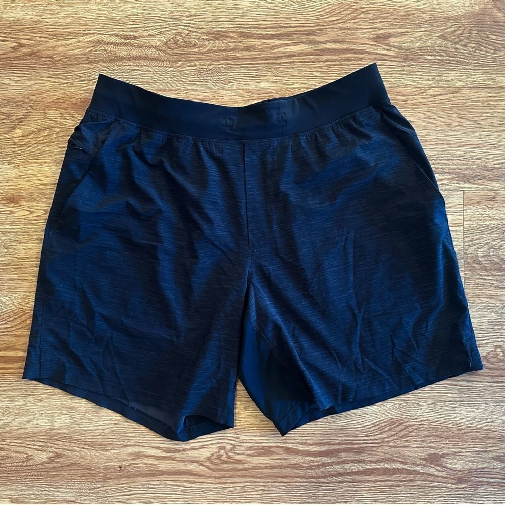 Lululemon Black Gym Shorts Men’s XL